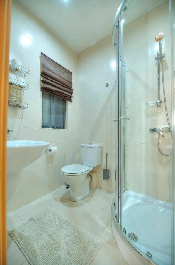 Modern 3Br Stylish & Spacious Apartment - Close To Sliema Promenade Gzira المظهر الخارجي الصورة