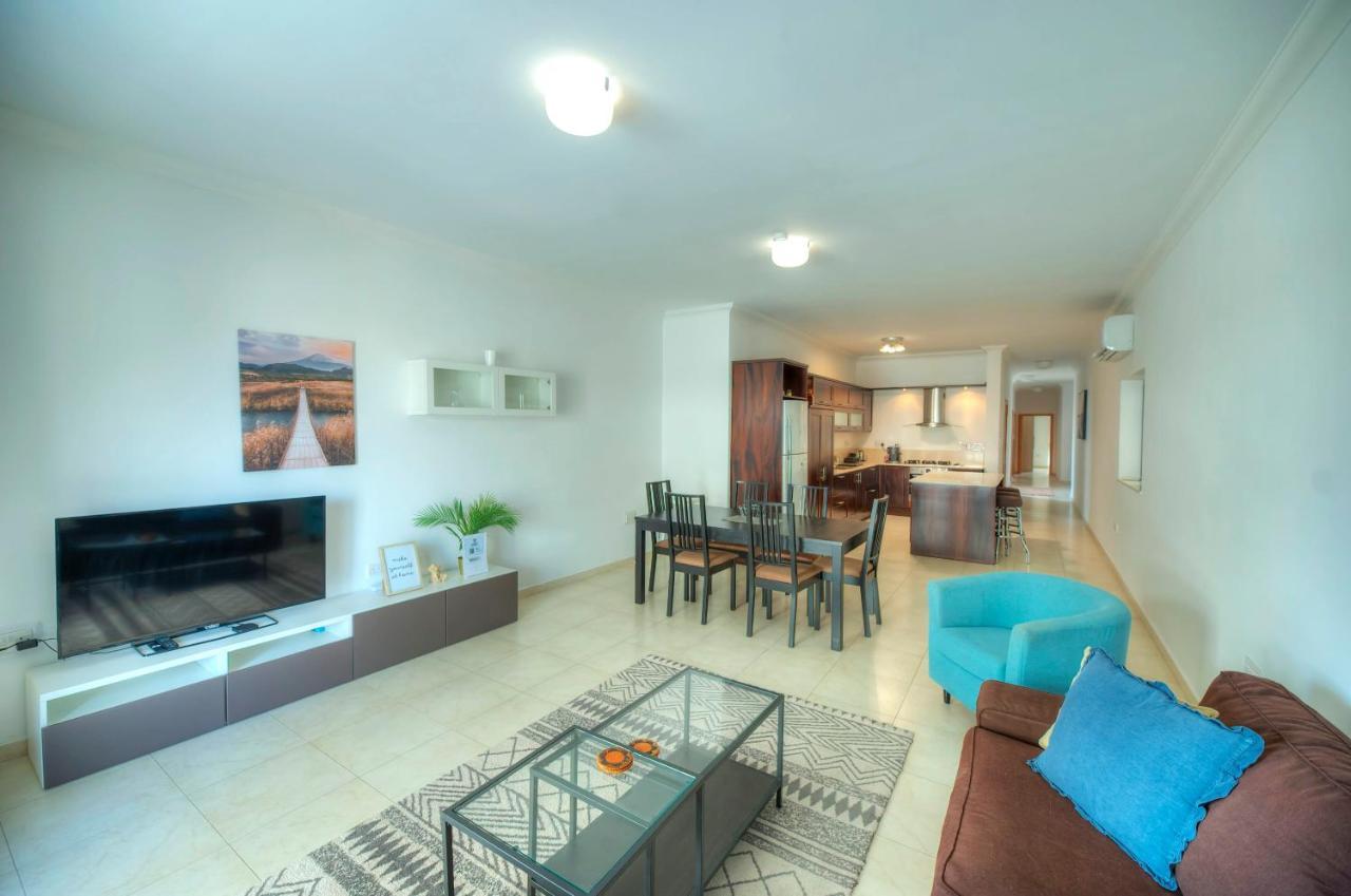 Modern 3Br Stylish & Spacious Apartment - Close To Sliema Promenade Gzira المظهر الخارجي الصورة