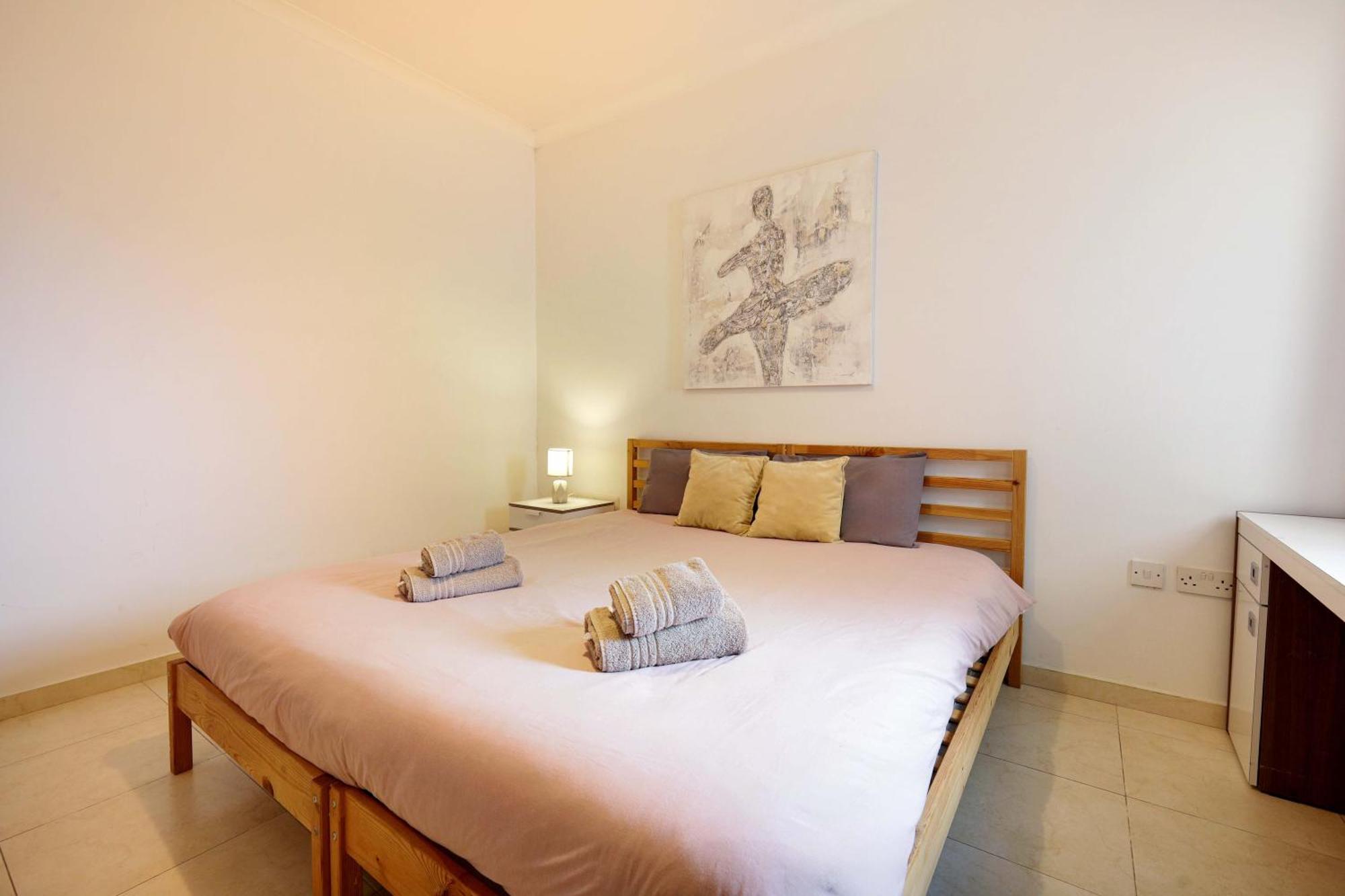 Modern 3Br Stylish & Spacious Apartment - Close To Sliema Promenade Gzira المظهر الخارجي الصورة