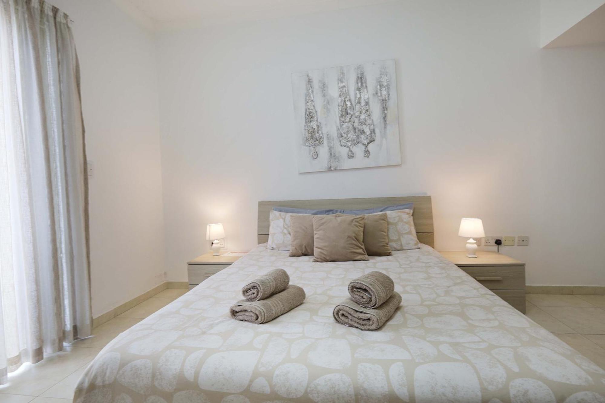 Modern 3Br Stylish & Spacious Apartment - Close To Sliema Promenade Gzira المظهر الخارجي الصورة
